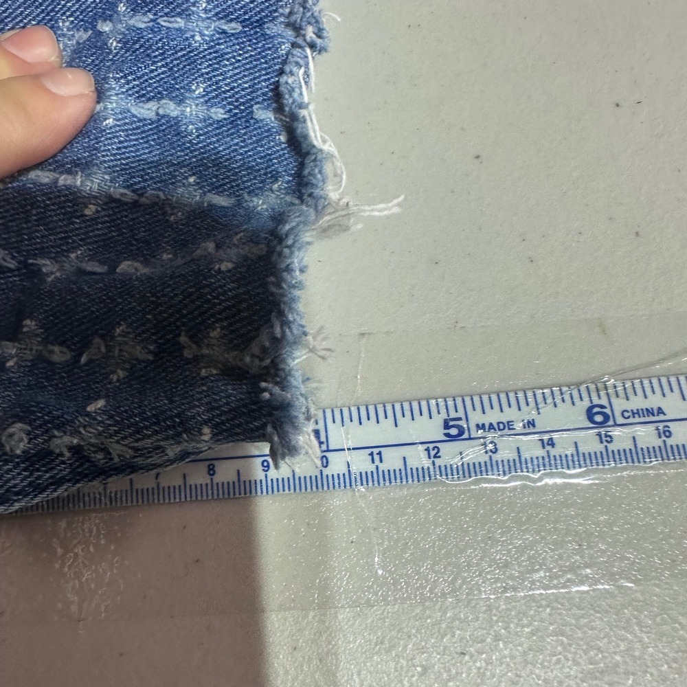 Pacsun 90s Girlfriend Denim Shorts Blue Cross Pattern Frayed Hem Size 26‎ - Picture 9 of 10